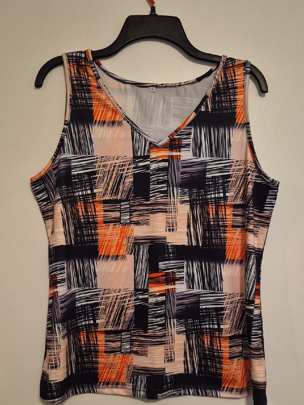 Sleeveless V-Neck Patterned Tank Top - Orange, Black & White Sz L